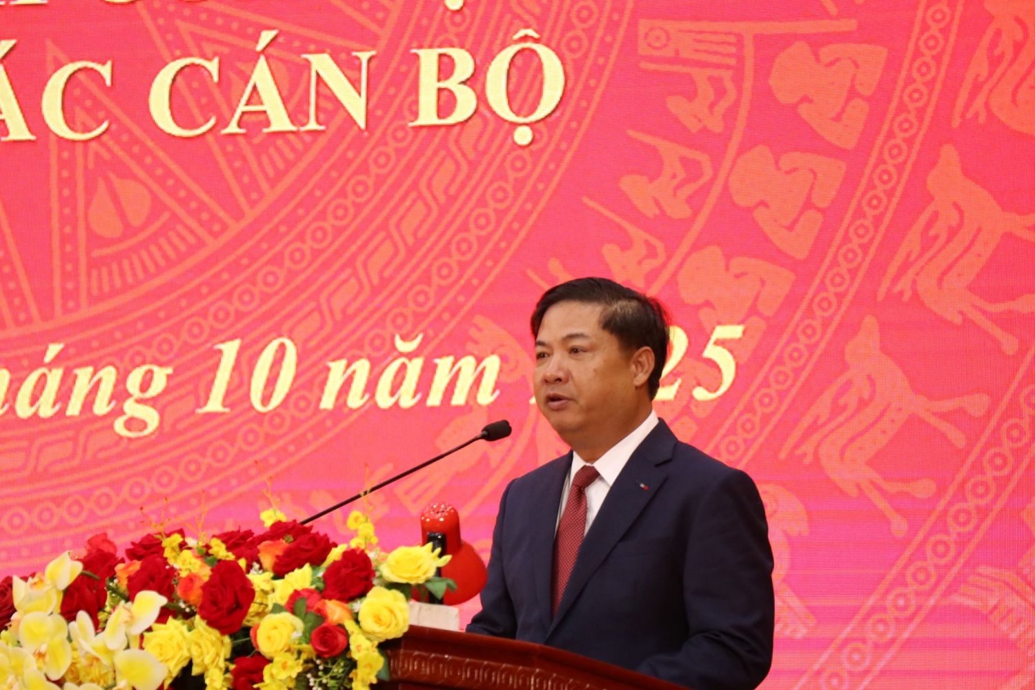 anh 4 bài 8